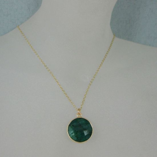 Wholesale Bezel Gemstone Round Pendant Necklace - Gold Plated Chain - Emerald Dyed (16-24")