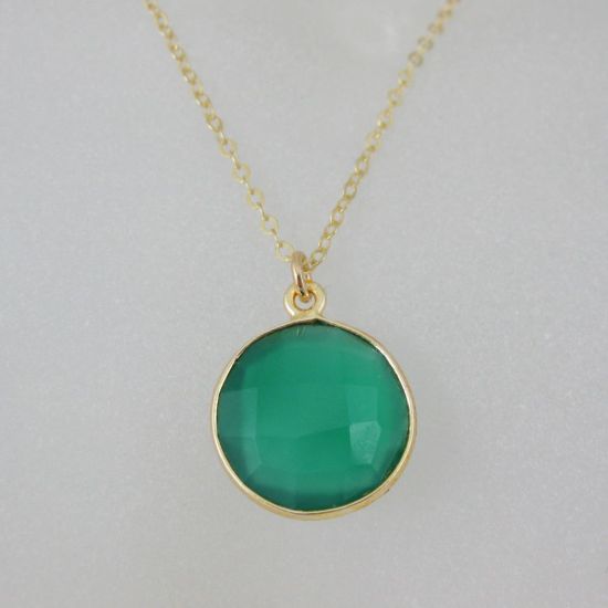 Wholesale Bezel Gemstone Round Pendant Necklace - Gold Plated Chain - Green Onyx (16-24")