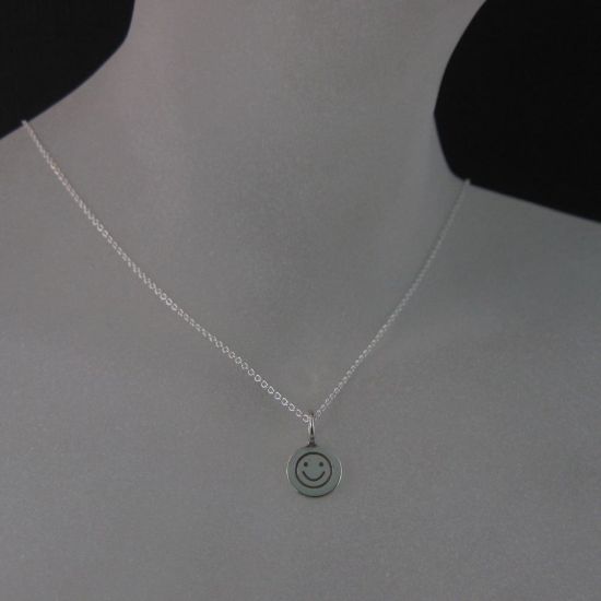 Wholesale 925 Sterling Silver Necklace-Happy Face Charm Pendant Necklace (16-24 inch)