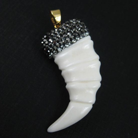 Wholesale Zircon Pave Imitation Ox Bone Horn Tusk Pendant (1 pc)