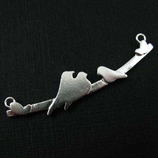 Wholesale Sterling Silver Bar with 2 Adult Bird perched on a Bar with One Baby Bird Pendant, Charms and Pendants for Jewelry Making, Wholesale Findings