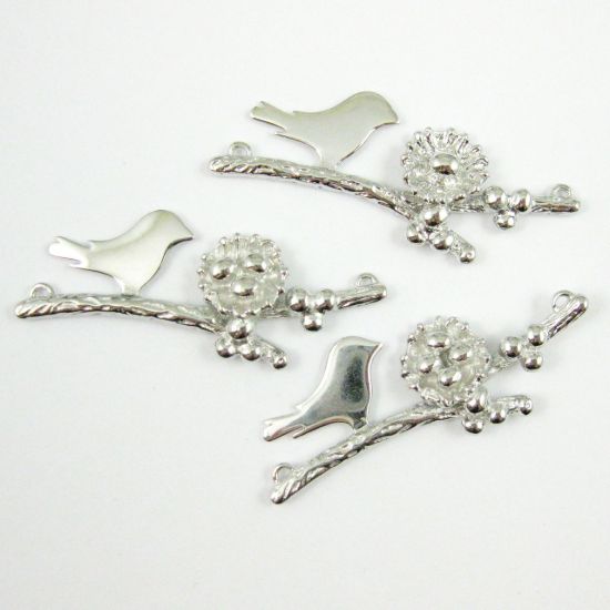 Wholesale Rhodium plated Sterling Silver Bird perched on a Branch with Nest and 3 Eggs, Charms and Pendants for Jewelry Making, Wholesale Findings