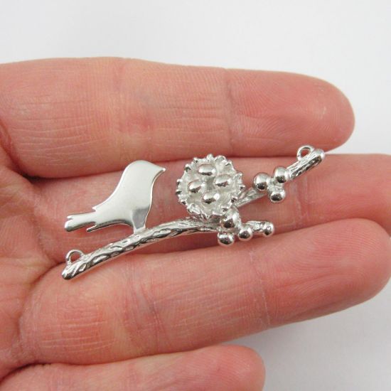 Wholesale Rhodium plated Sterling Silver Bird perched on a Branch with Nest and 4 Eggs, Charms and Pendants for Jewelry Making, Wholesale Findings