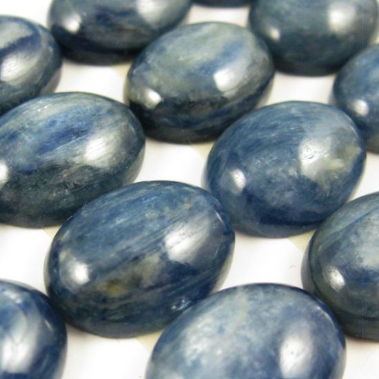 Wholesale Cabochon Kyanite Oval, 15x20mm, Grade AB-