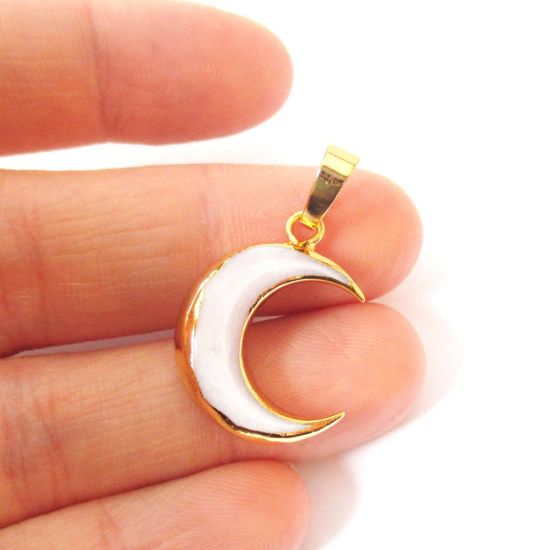 Crescent Moon Shell Pendant , Natural Gemstone Pendants, Wholesale Jewelry Supplies