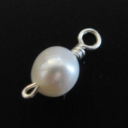 Wholesale Freshwater Pearl beads - White Pearl Charms 4.5-5mm