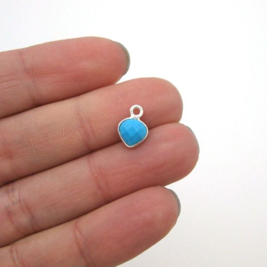 Wholesale Sterling Silver Bezel Charm Pendant - 10x7mm Tiny Heart Shape - Turquoise