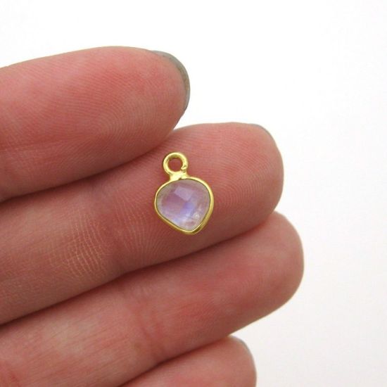 Wholesale Sterling Silver Elongated Teardrop Bezel Amethyst Quartz Gemstone Pendant, Wholesale Gemstone Pendants for Jewelry Making