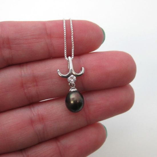 Wholesale Sterling Silver Peacock Freshwater Pearl and CZ Stone Petal Pendant Necklace-16"