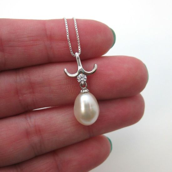 Wholesale Sterling Silver White Freshwater Pearl and CZ Stone Petal Pendant Necklace-16"