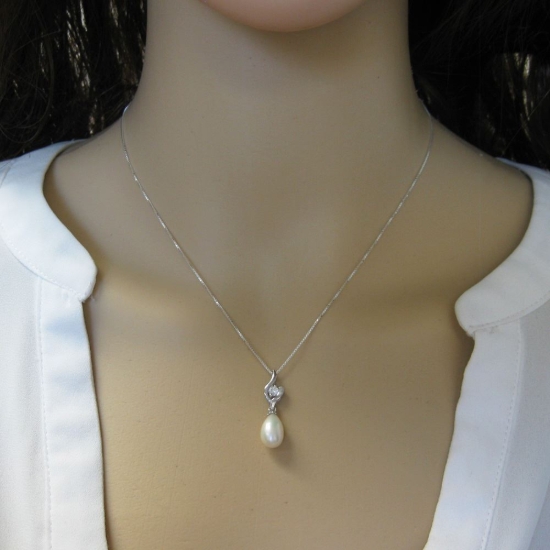 Wholesale Sterling Silver White Freshwater Pearl and CZ Stone Flame Pendant Necklace-16"