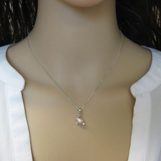 Wholesale Sterling Silver Cream Freshwater Pearl and CZ Stone Teardrop Pendant Necklace-16"
