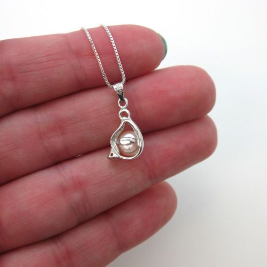 Wholesale Sterling Silver Cream Freshwater Pearl and CZ Stone Teardrop Pendant Necklace-16"