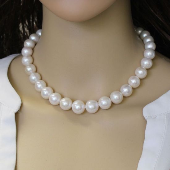 Wholesale 14K White Gold Clasp and White Freshwater Pearl Graduated Necklace-16"