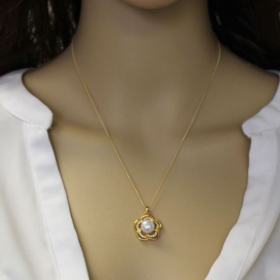 Wholesale Gold Plated Sterling Silver and CZ Stone White Freshwater Pearl Flower Pendant Necklace-18"