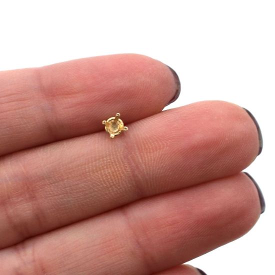 Wholesale 14K Yellow Gold 4-Prong Round Basket (15pt-3.5mm) Earring Settings and Posts  (1 pair)