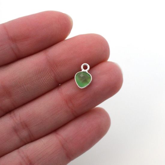 Wholesale Bezel Charm Pendant - Sterling Silver Charm - Green Monalisa - Tiny Heart Shape - 10 x 7mm