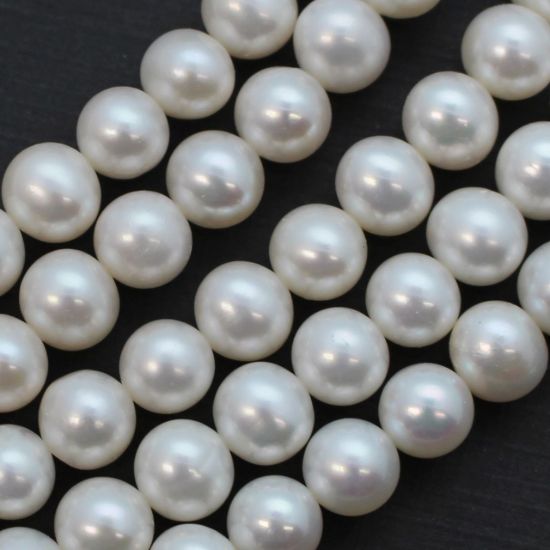 Wholesale White Freshwater Pearl Off Round 8-9mm Beads (1 strand)