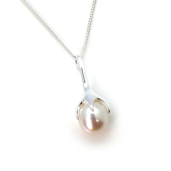 Wholesale Sterling Silver White Freshwater Pearl Flower Bud Pendant Necklace-18"