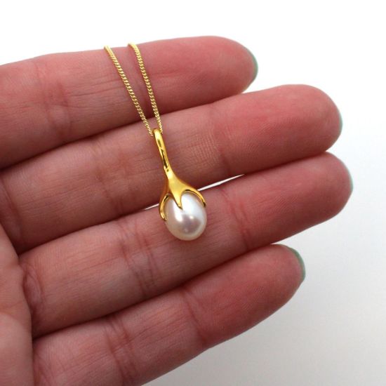 Wholesale Gold Over Sterling Silver White Freshwater Pearl Flower Bud Pendant Necklace-18"