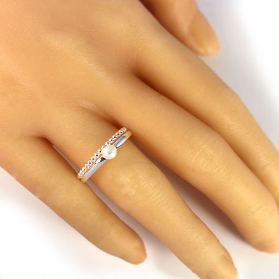 Wholesale 925 Sterling Silver Ball Band and Freshwater Pearl Stacking Ring Set