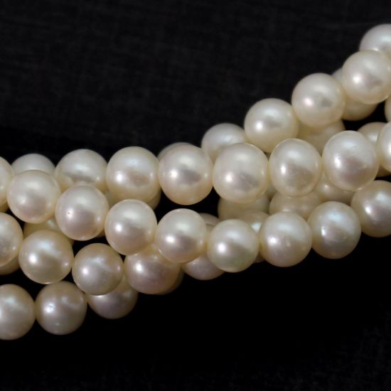 Wholesale Freshwater Pearls 5-5.5mm Round Creamy White, Grade AA - June Birthstone (Sold Per Strand)