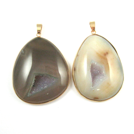 Wholesale Druzy Agate Geode Pendant,Huge Geode Pendant,Natural Agate Organic Teardop Shape Pendant Gold Edging and Bail