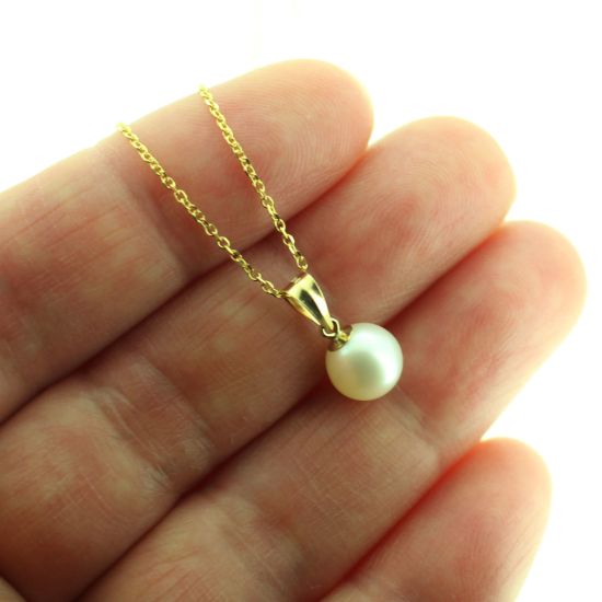 Wholesale 14K Yellow Gold Simple White Freshwater Pearl Necklace