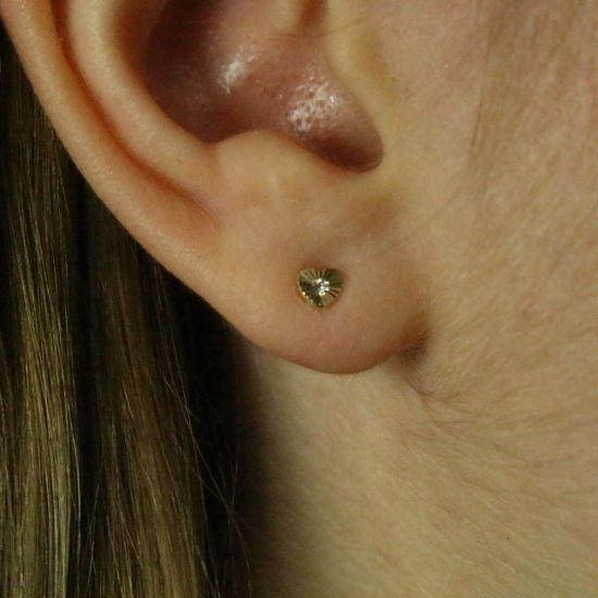 Wholesale 14K Solid Yellow Gold 4mm Heart Post Earring with Screw Back (1 pair)